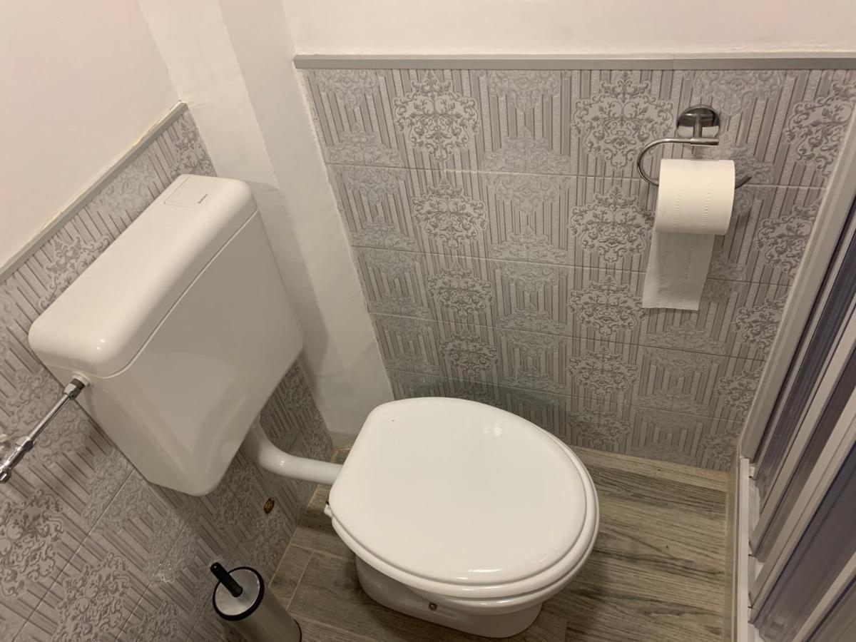 Appartement La Stanza Nel Borgo à Bologne Extérieur photo