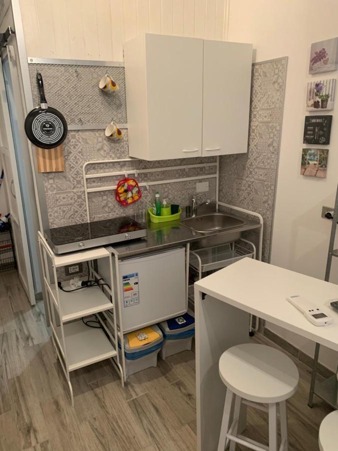 Appartement La Stanza Nel Borgo à Bologne Extérieur photo
