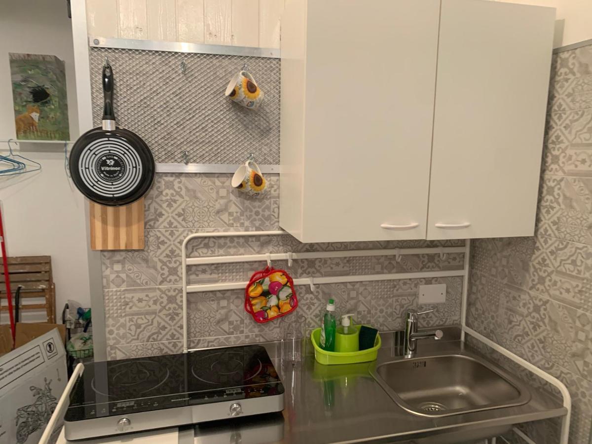 Appartement La Stanza Nel Borgo à Bologne Extérieur photo