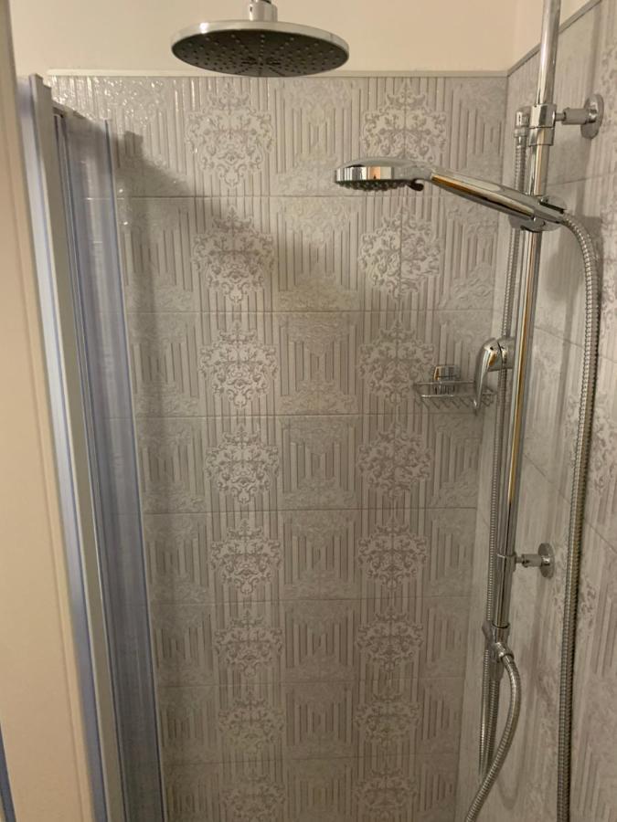 Appartement La Stanza Nel Borgo à Bologne Extérieur photo