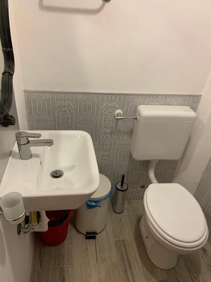 Appartement La Stanza Nel Borgo à Bologne Extérieur photo